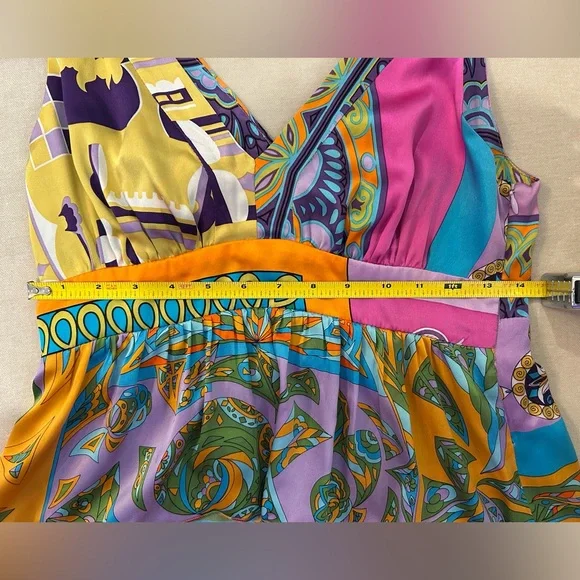 STUNNING Vibrant Alice & Trixie Multicolor Silk Crop Top - Picture 5 of 7